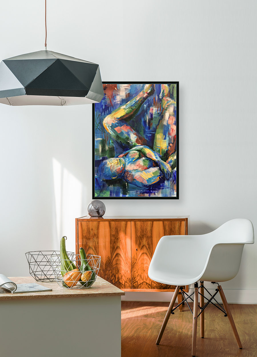 Maleri af ekspressionistisk kvinde nr.3 vist i et værelse.