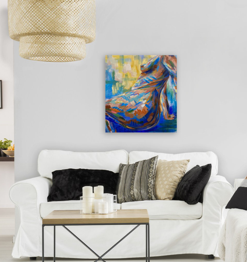 Maleri af ekspressionistisk kvinde nr. 7 vist i et værelse.